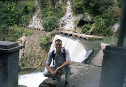 Искусственный водопад (2)